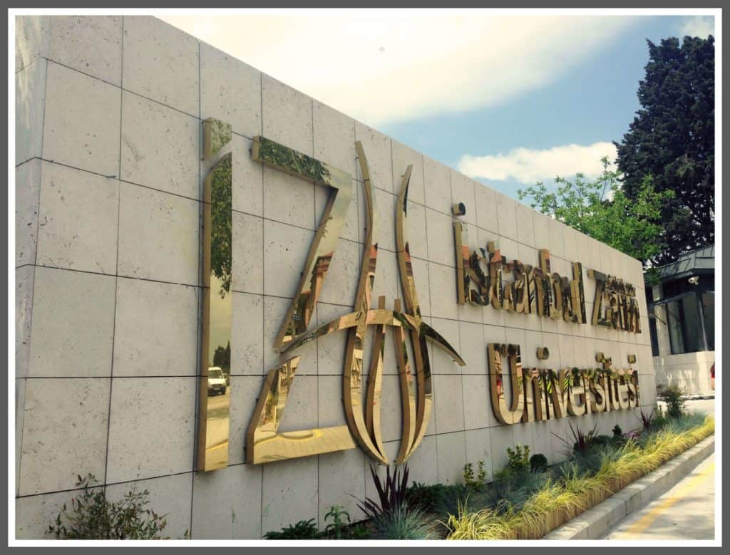 İstanbul Zaim Üniversitesi Paslanmaz Kutu Harf